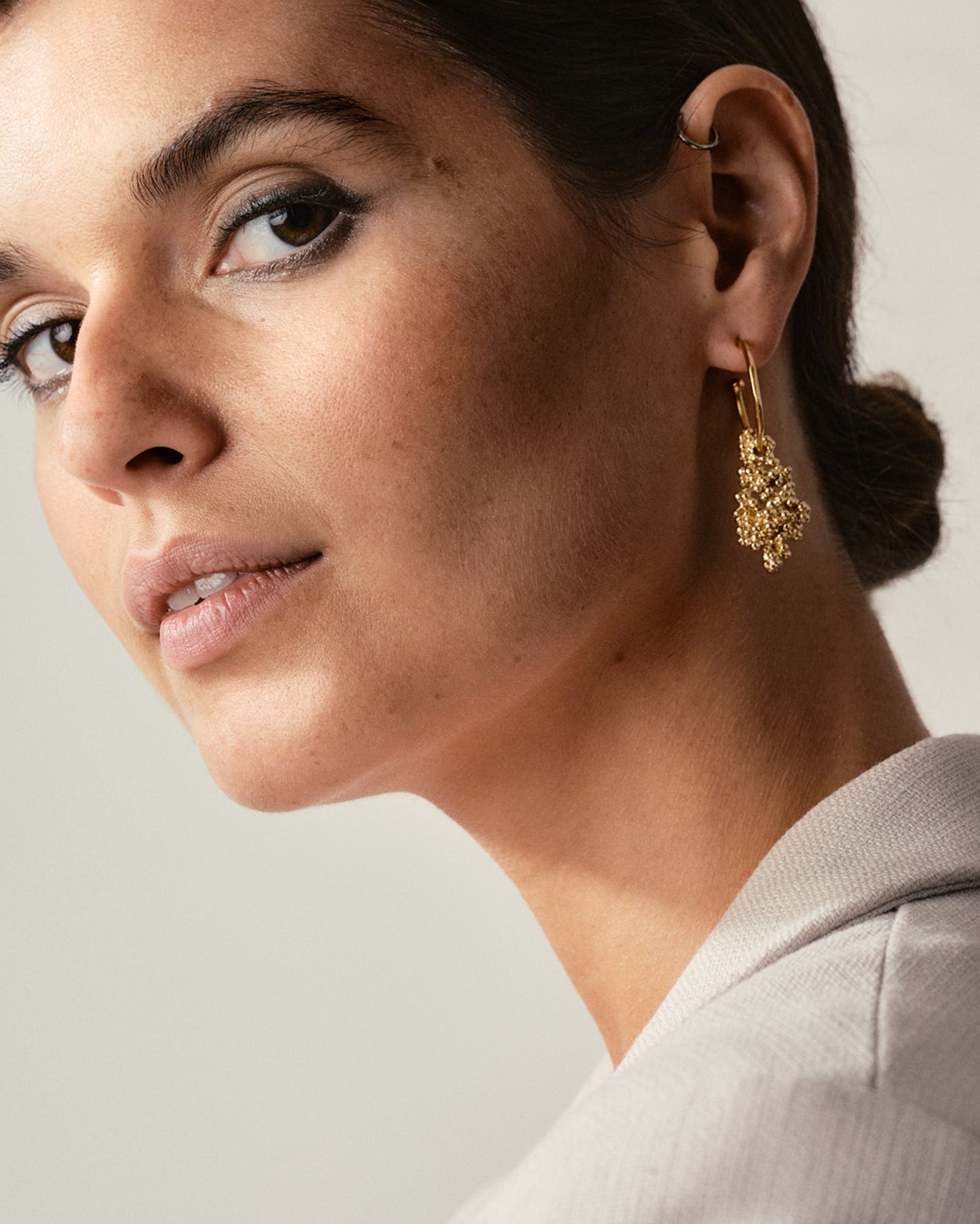 Statement earrings Kaviar gold-plated