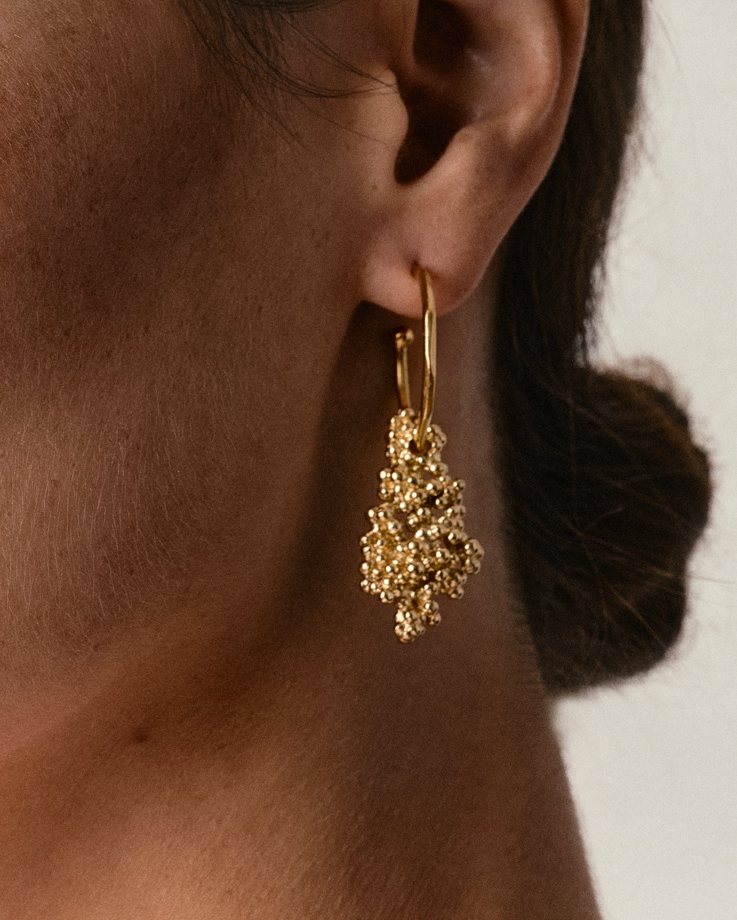 Statement earrings Kaviar gold-plated