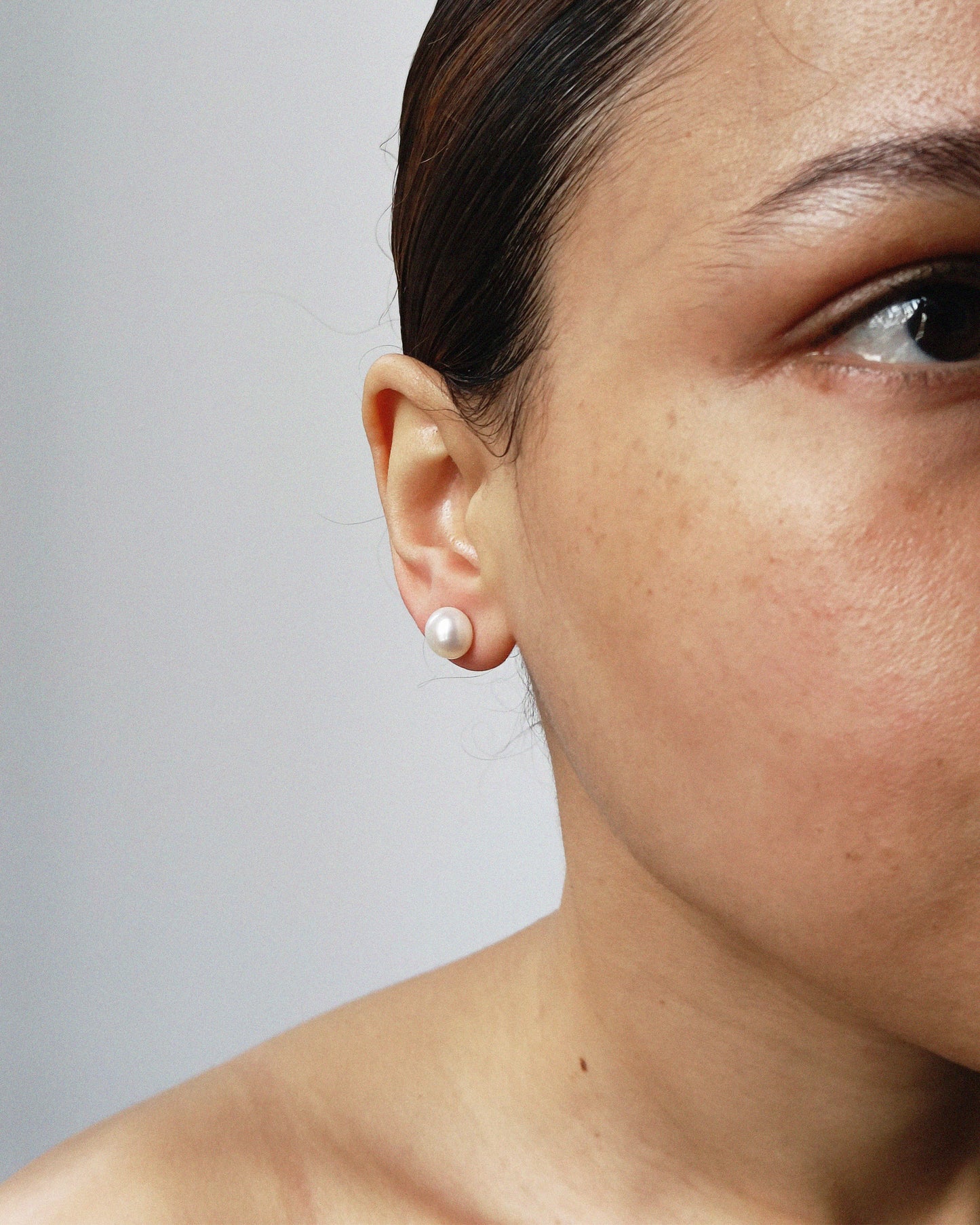 Mini pearl earstud Summer Kaviar Gold plated