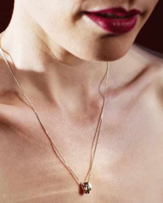 Silver necklace small Bold