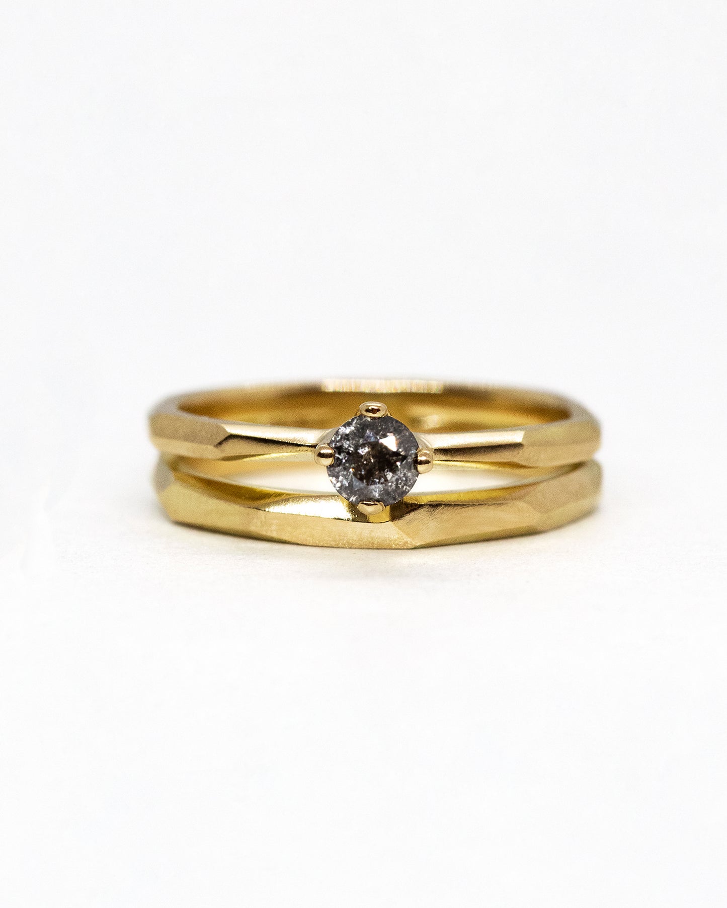18k fairmined gold duo Rock ring with Salt & Pepper diamond