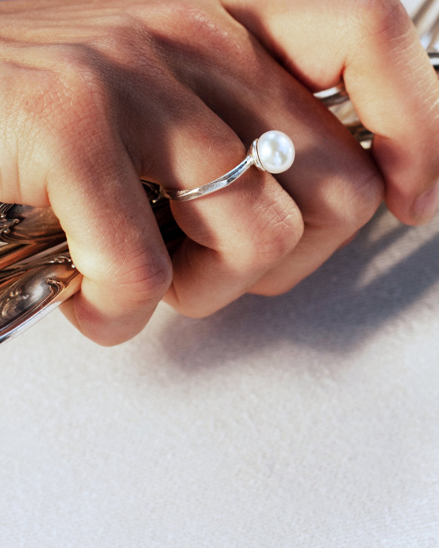 Silver Summer Kaviar ring with pearl