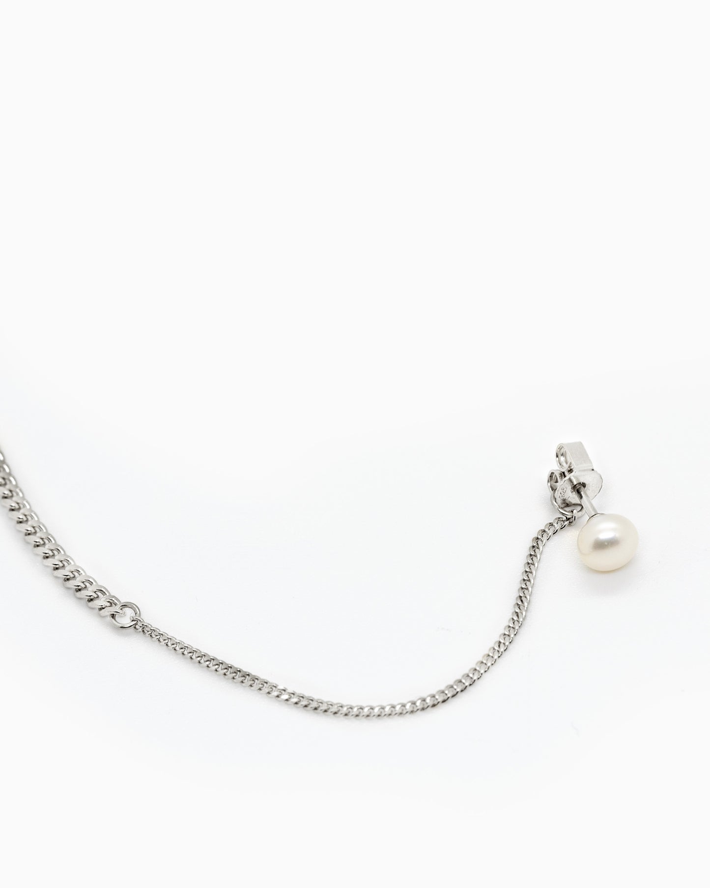 Zilveren mini parel oorhangers Summer Kaviar 